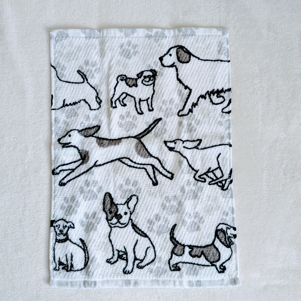 Boston Terrier Frenchie Pug Dog Print Fingertip Towel Set Of Two White Black NWT - Picture 4 of 11
